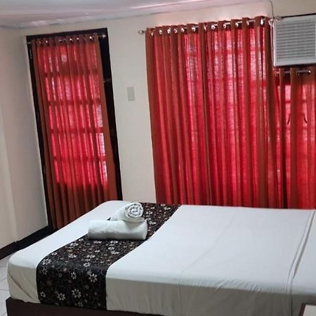 ماكاتي Grand Traveler Suite Inc المظهر الخارجي الصورة